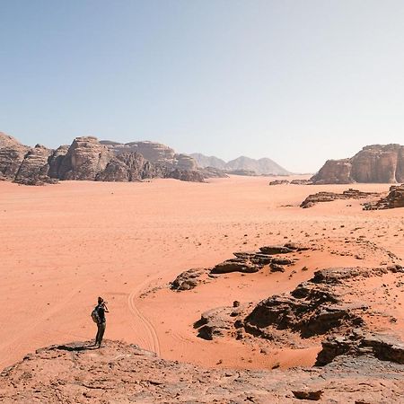 Wadi Rum Bubble Tent & Bedouin Style エクステリア 写真