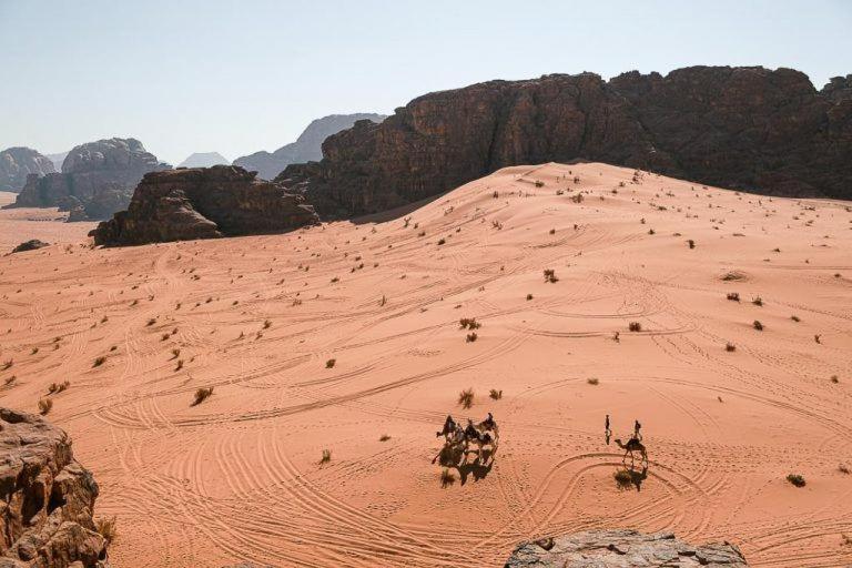 Wadi Rum Bubble Tent & Bedouin Style エクステリア 写真